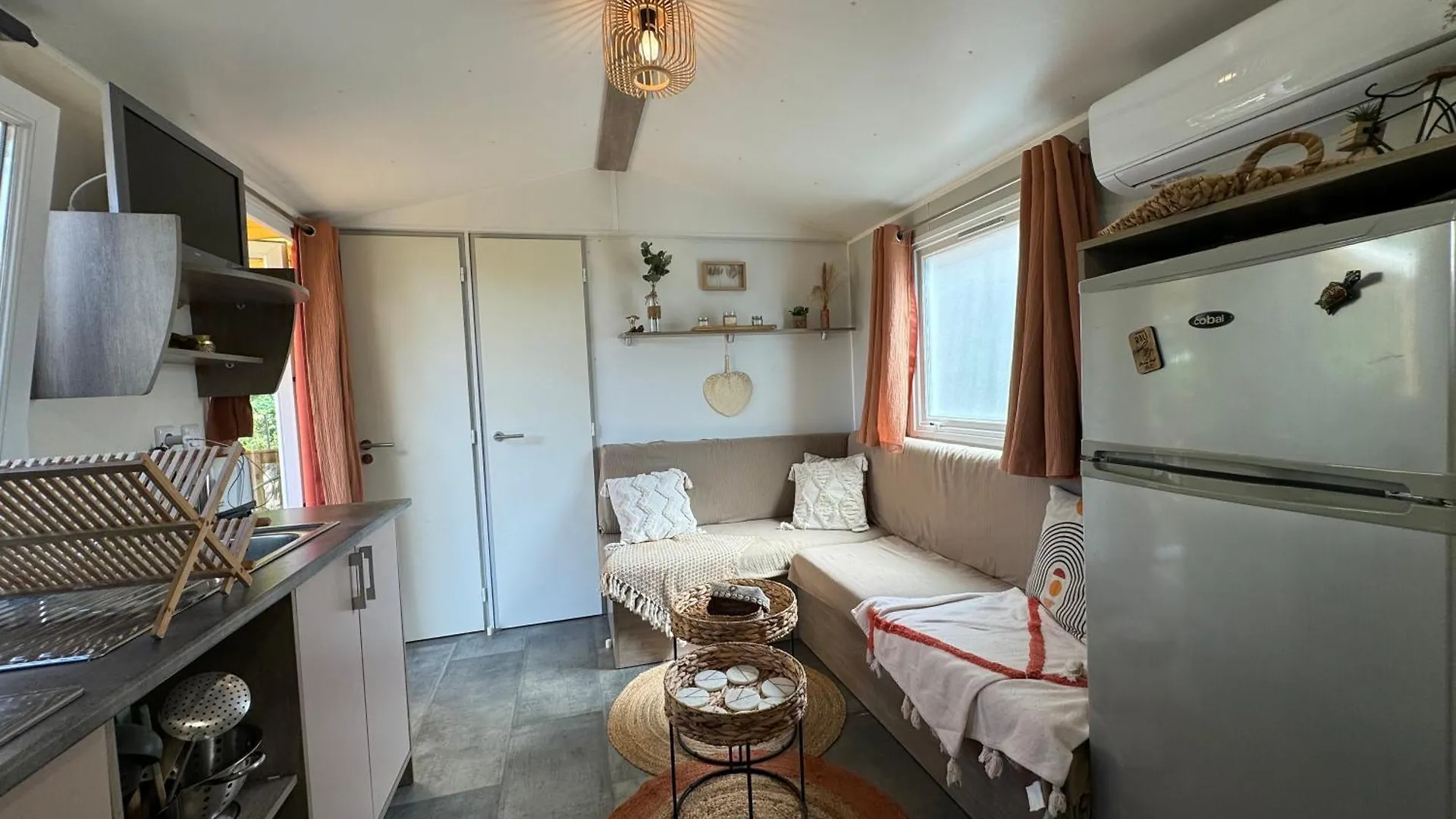 Campsite Mobil Home Climatise Golf De Saint Tropez Camping 4 Etoile Gassin